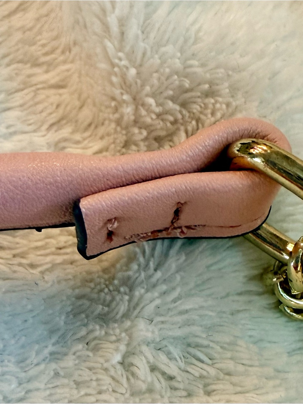 Liz Claiborne Pink Quilted Shoulder Bag with Gold Chain - Picture 10 of 11